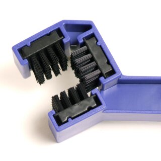 Special chain brush for professional chain cleaning